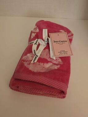 Juicy Couture Pink Lip Print Hand Towels